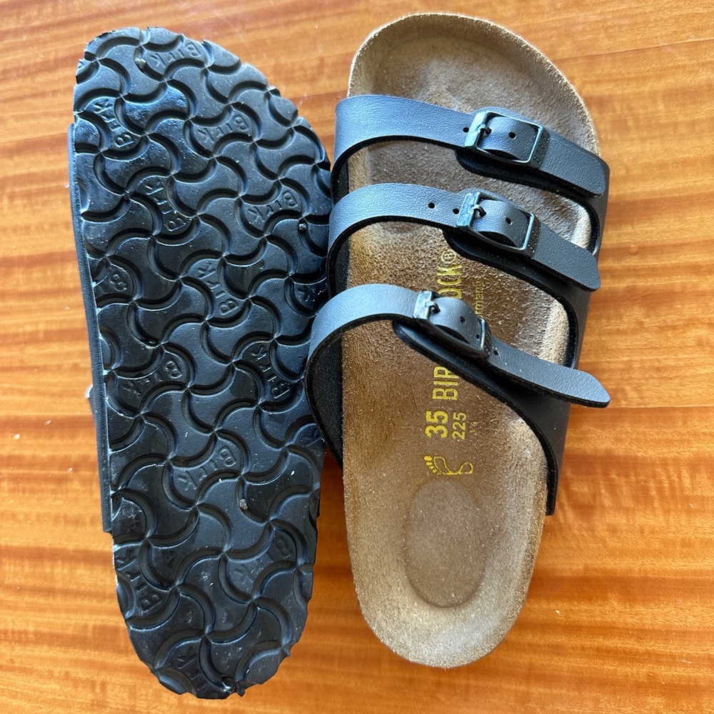 Just like new Birkenstocks worn once - Picture 2 of 4